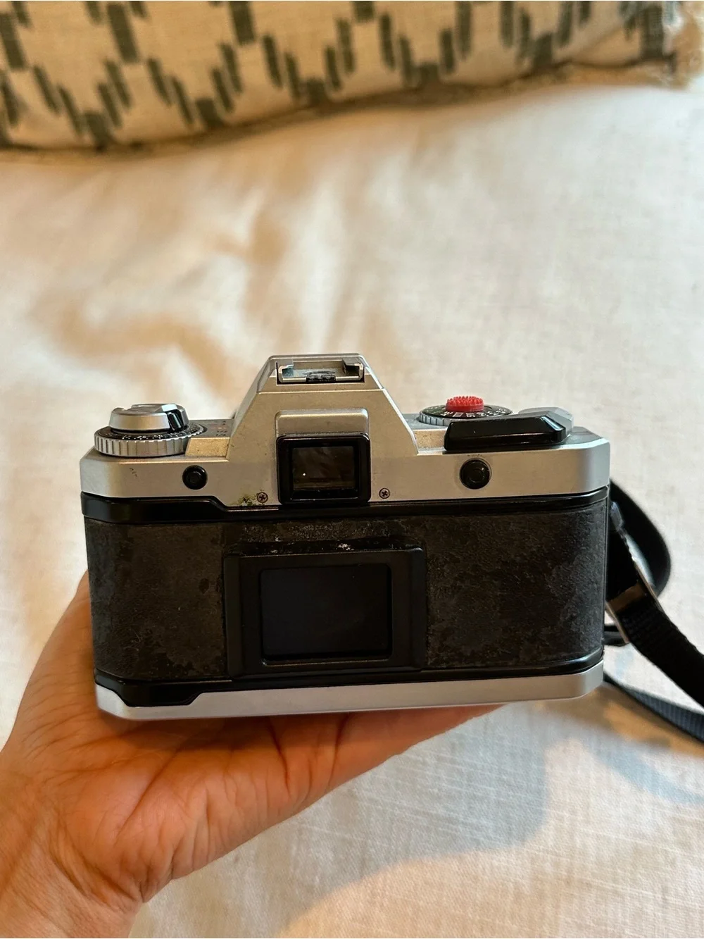 Yashica FX-103 35mm Film Camera in Black and Silver